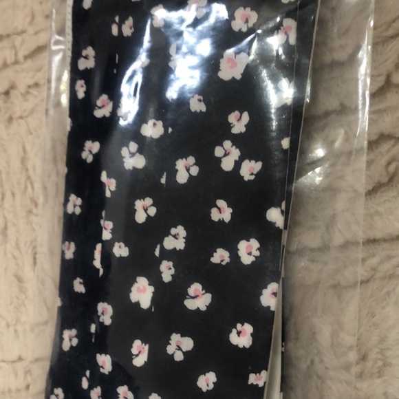 GAP floral face masks 3-pack, New in sealed packaging - Picture 14 of 16